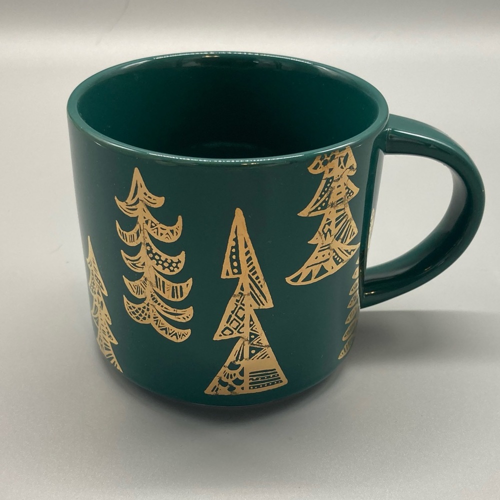 Starbucks Holiday Tea Coffee Ceramic Porcelain 12 oz Mug Cup Drinkware Green EVC